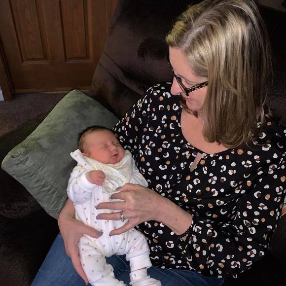 Meet your Posher, Michelle - Picture 1 of 1